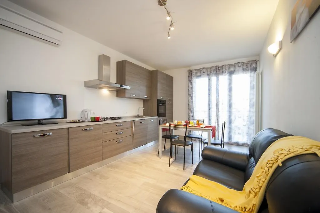Appartamenti Residence Giardini Riccione 0*,